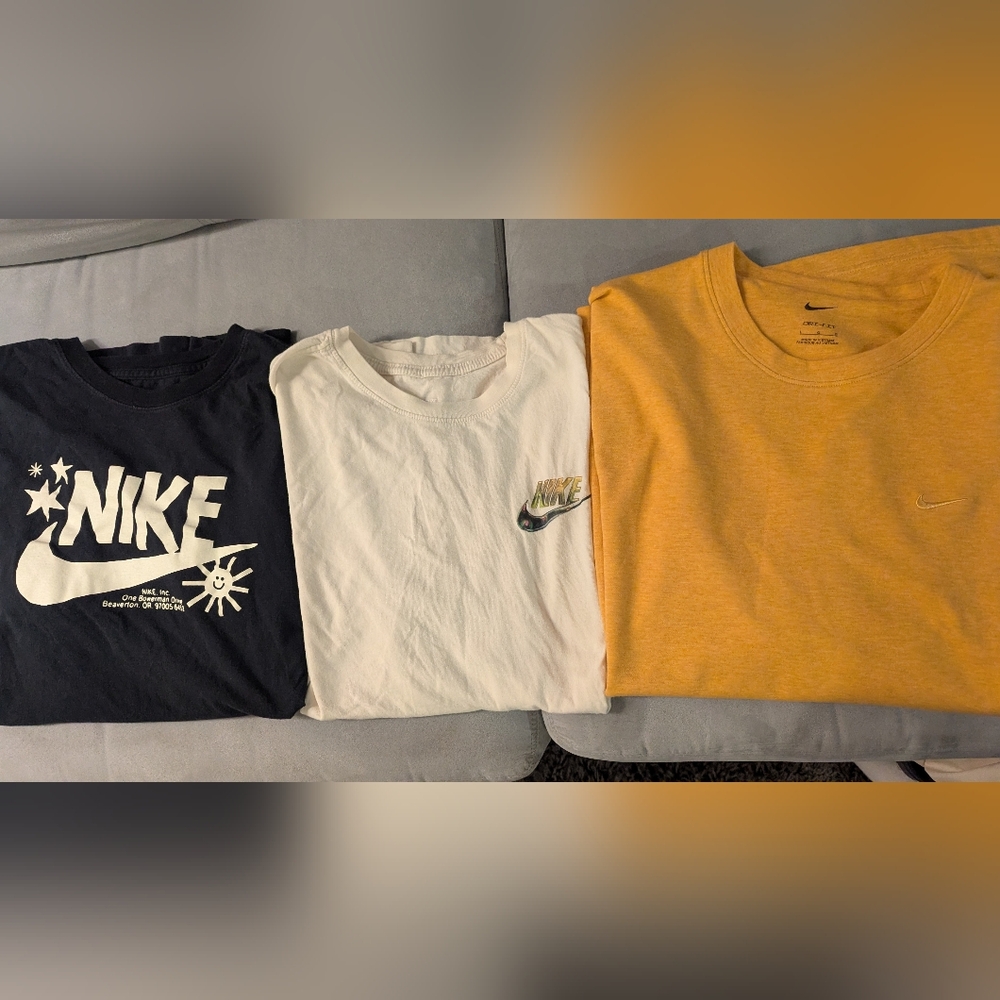 Nike Graphic T-Shirts - Black, White, Yellow